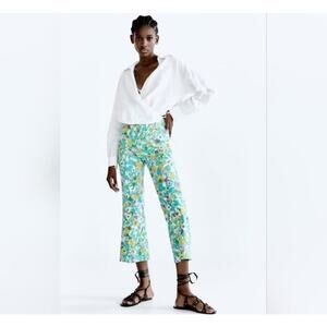 Zara Floral Linen Blend Mini Flare Trouser Pants Cropped Women’s Size 2 NWT‎